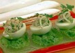 Яйца, фаршированные кальмарами