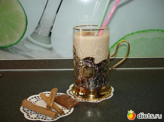 Горячий шоколадно-банановый коктейль "Утро" с корицей, альбом: Мои вкусняшки