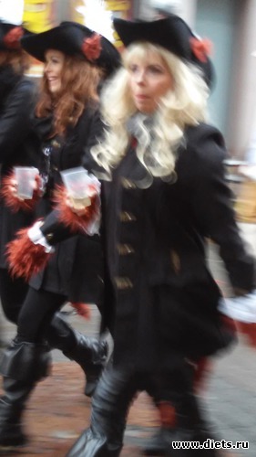 7 фото: карнавал в городе)))