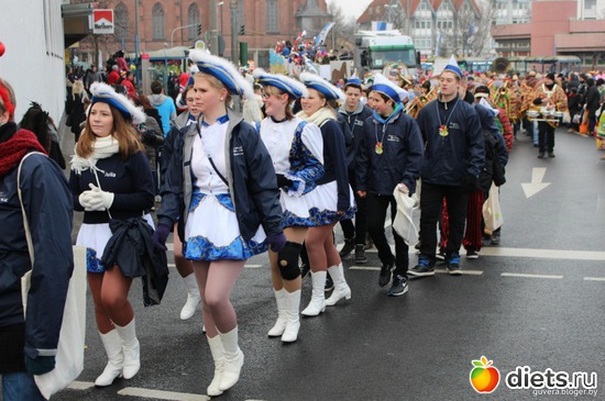 24 фото: карнавал в городе)))