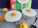 Овсяный пудинг с соусом из нектаринов