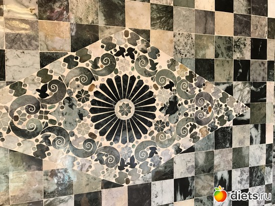 581 ����: ������ 2017. �����