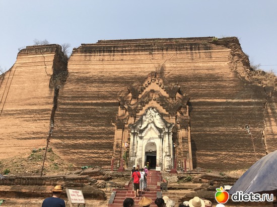 523 ����: ������ 2017. �����