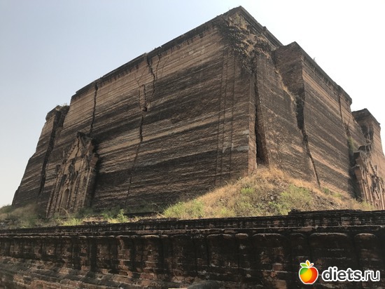 526 ����: ������ 2017. �����