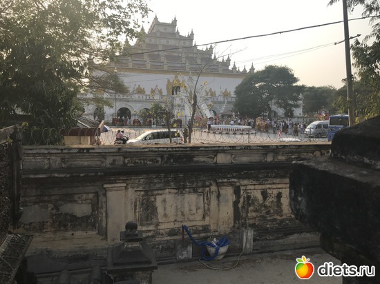 372 ����: ������ 2017. �����