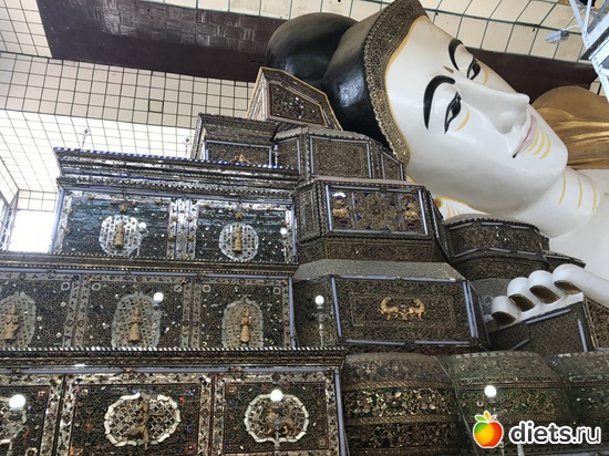 831 ����: ������ 2017. �����