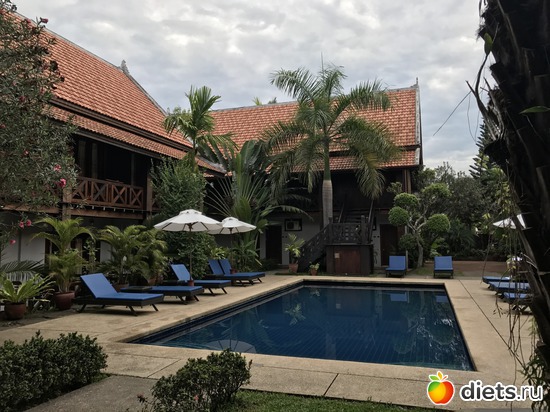 838 ����: ������ 2017. �����