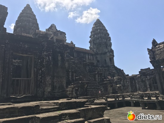 444 ����: ������ 2017. ��������