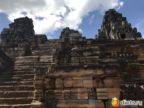 329 ����: ������ 2017. ��������