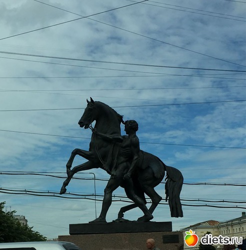 1 ����: ����� 2017 ����