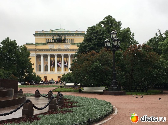 22 ����: ����� 2017 ����