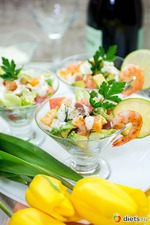 Яркий весенний салат с морепродуктами и авокадо к женскому празднику. Вкусная коллекция