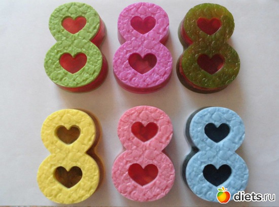 25 ����: �����������