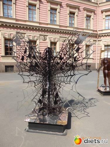 15 ����: ���������� ������� ������� In Dante Veritas.