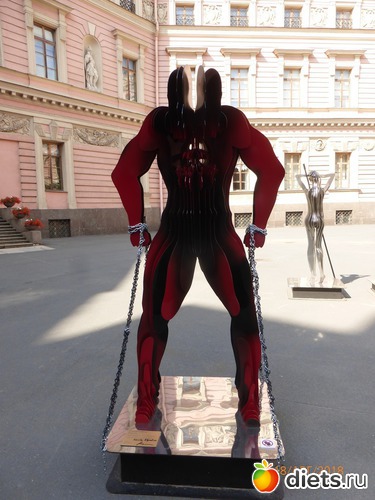 9 ����: ���������� ������� ������� In Dante Veritas.