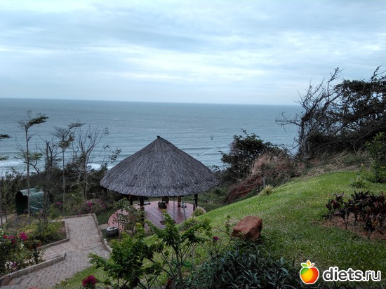 Вид на море с высоты парка в красном карьере, альбом: Вьетнам январь 2018 год....