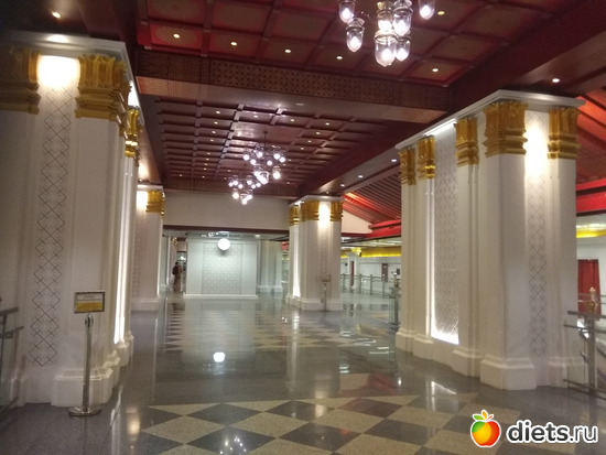 Станция метро, альбом: Бангкок 2020