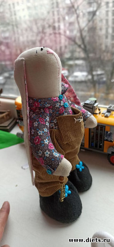 2 фото: Заяц 2020