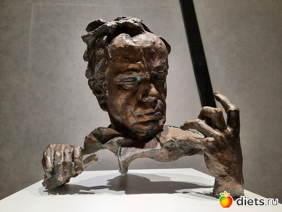 гений (наверное))), альбом: Национальный музей РК