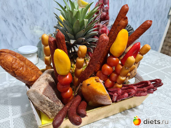 2 фото: подарки