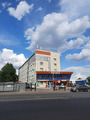 В этом здании я проработала 12лет. Переводчиком. Даже мои окна вон видно.