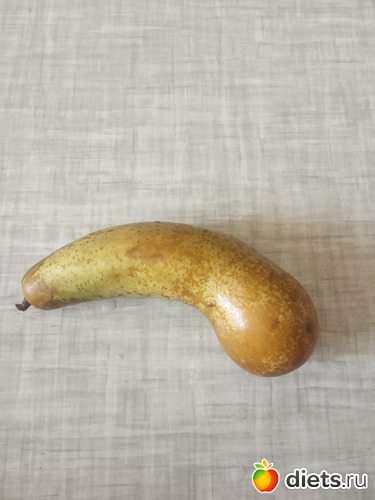 3 фото: перекусы и фото этикеток еды