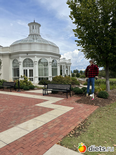 2 ����: Botanical garden, Alabama