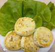 Сырники с зелёным луком и сыром