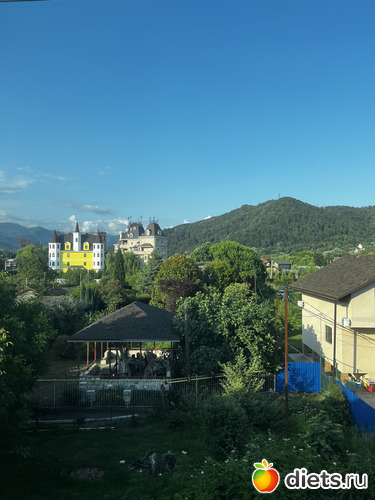 3 фото: Крым. Феодосия. 2023 года