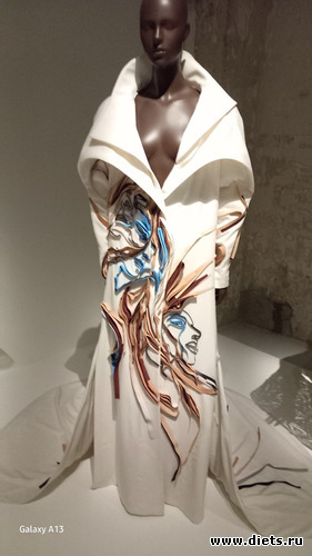 10 фото: Ирис ван Харпен (дизайн мода)