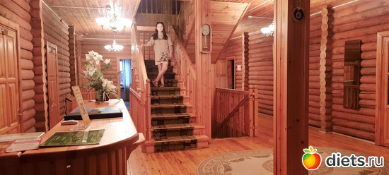 холл нашего отеля, альбом: Отдых с внучей в Боровом 2024