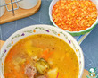 Чечевичный суп с солёными огурцами