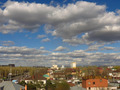 облака встали над городом