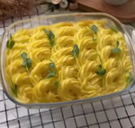 Куриное филе под картофельной шапкой